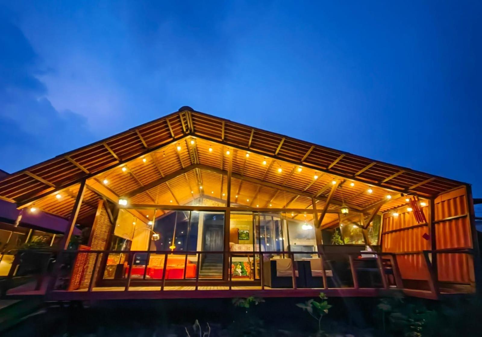 Zen Bella Vista Chalet